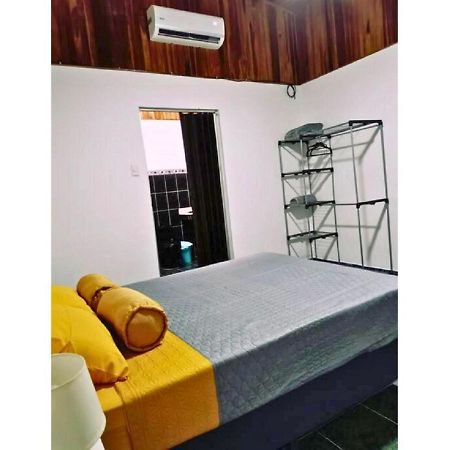 Casa Kros Quepos Esterno foto