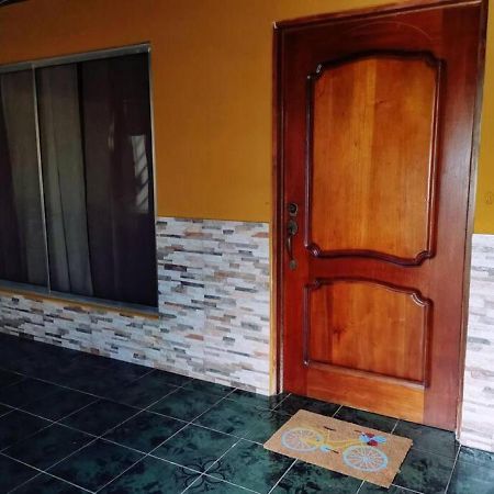 Casa Kros Quepos Esterno foto